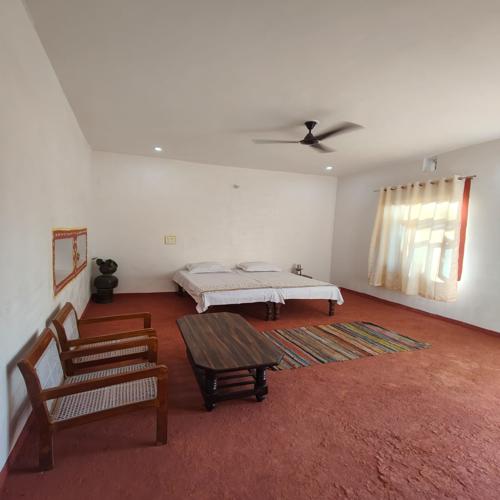 Seema Homestay, Aiti